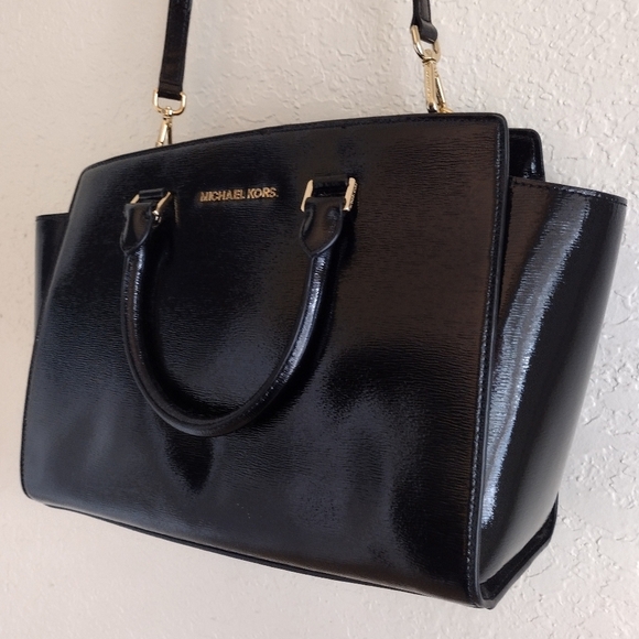 Michael Kors Selma Satchel Patent Leather Black Crossbody Bag - Picture 12 of 12